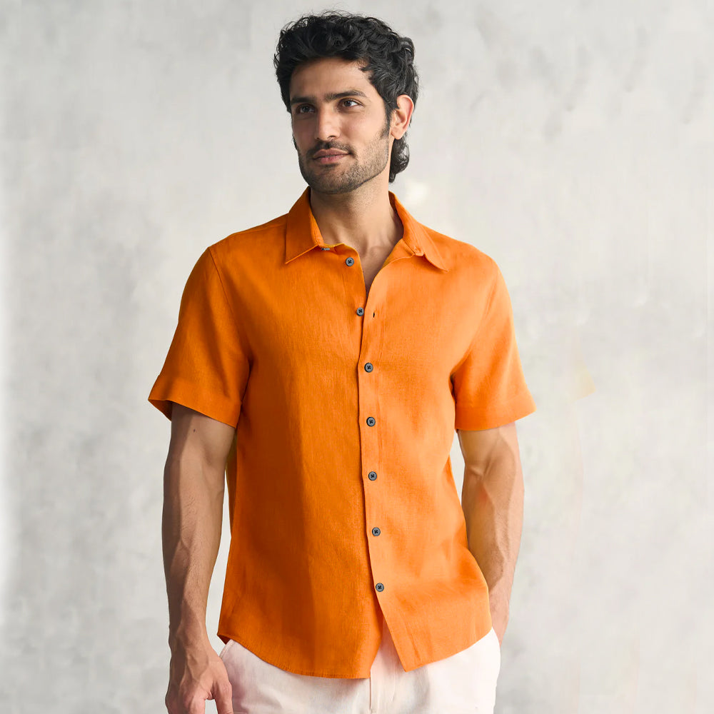 MEN'S ORANGE SOLID HALF SLEEVES REGULAR FIT COTTON SHIRT