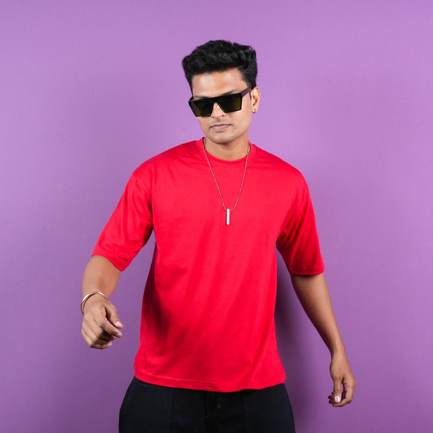 ROUND NECK  REGULAR FIT CASUAL PLAIN COTTON T - SHIRT