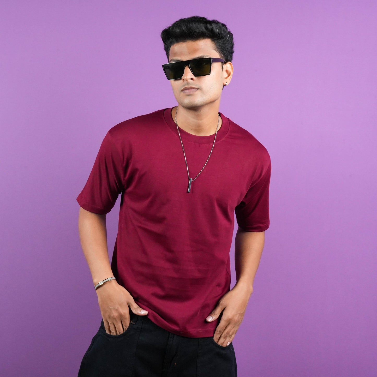 ROUND NECK  REGULAR FIT CASUAL PLAIN COTTON T - SHIRT