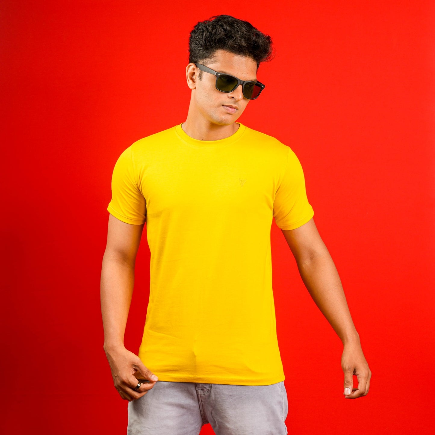 SLIM FIT PLAIN CASUAL ROUND NECK T - SHIRT