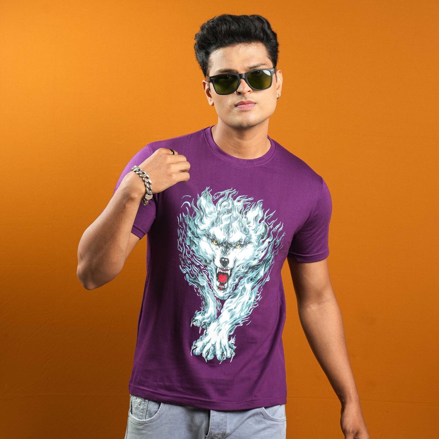 REGULAR FIT CHEST PRINTED  CASUAL T - SHIRT