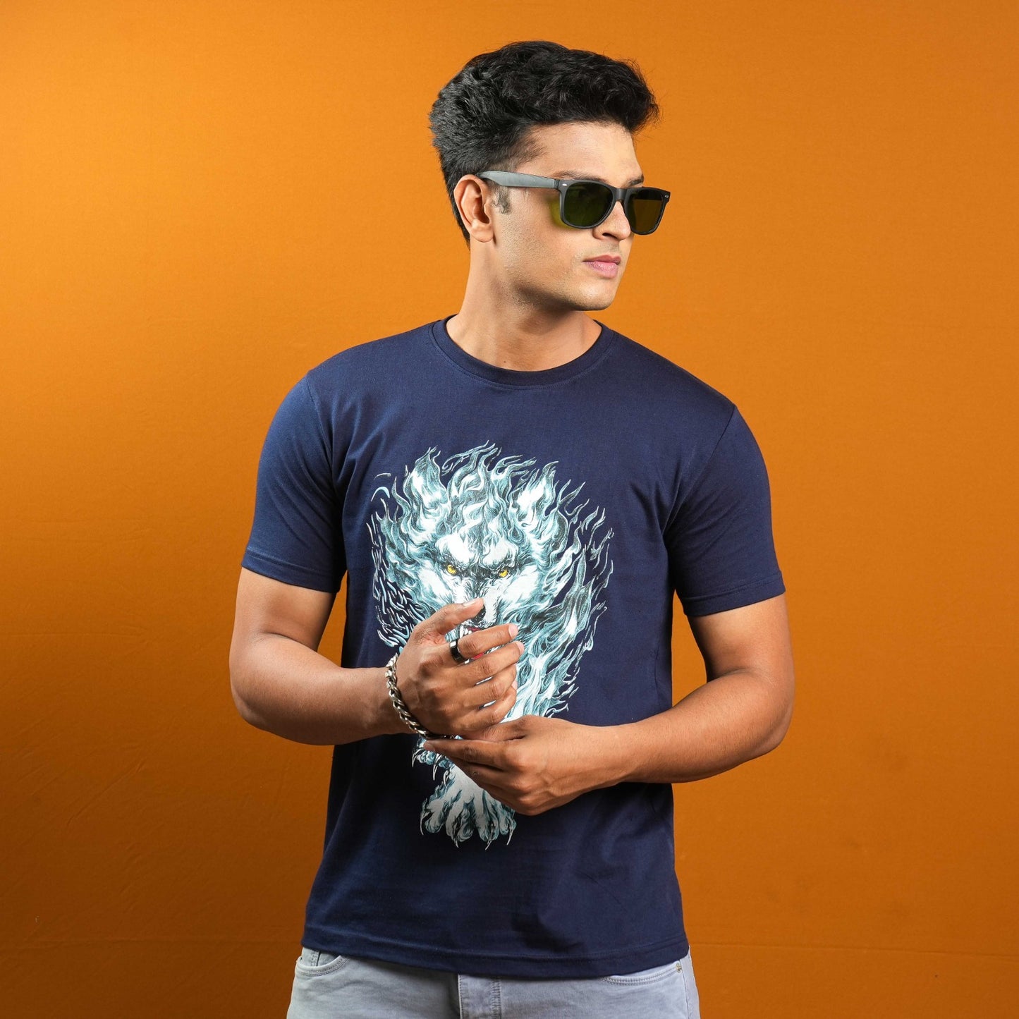 REGULAR FIT CHEST PRINTED  CASUAL T - SHIRT